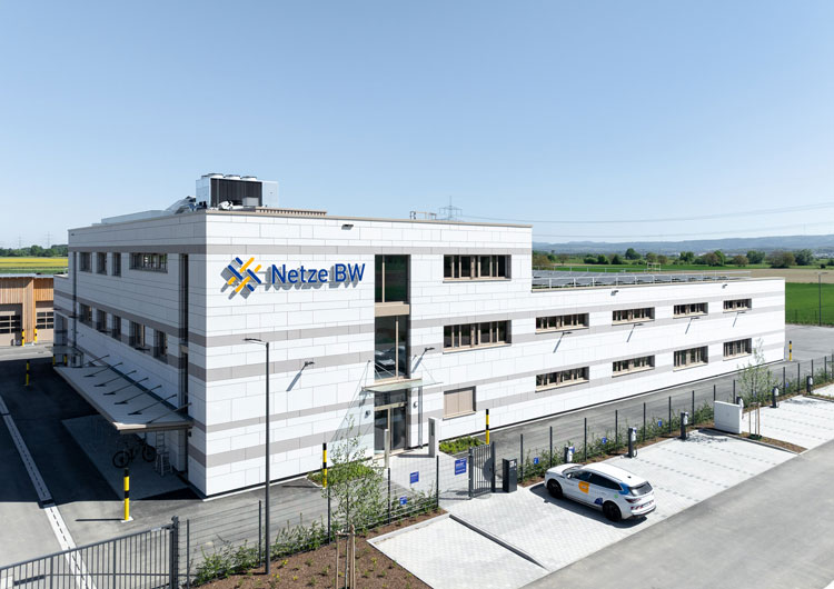 GJL+ Freie Architekten, Regionalzentrum Netze BW, Rheinhausen, Foto: Nikolay Kazakov
