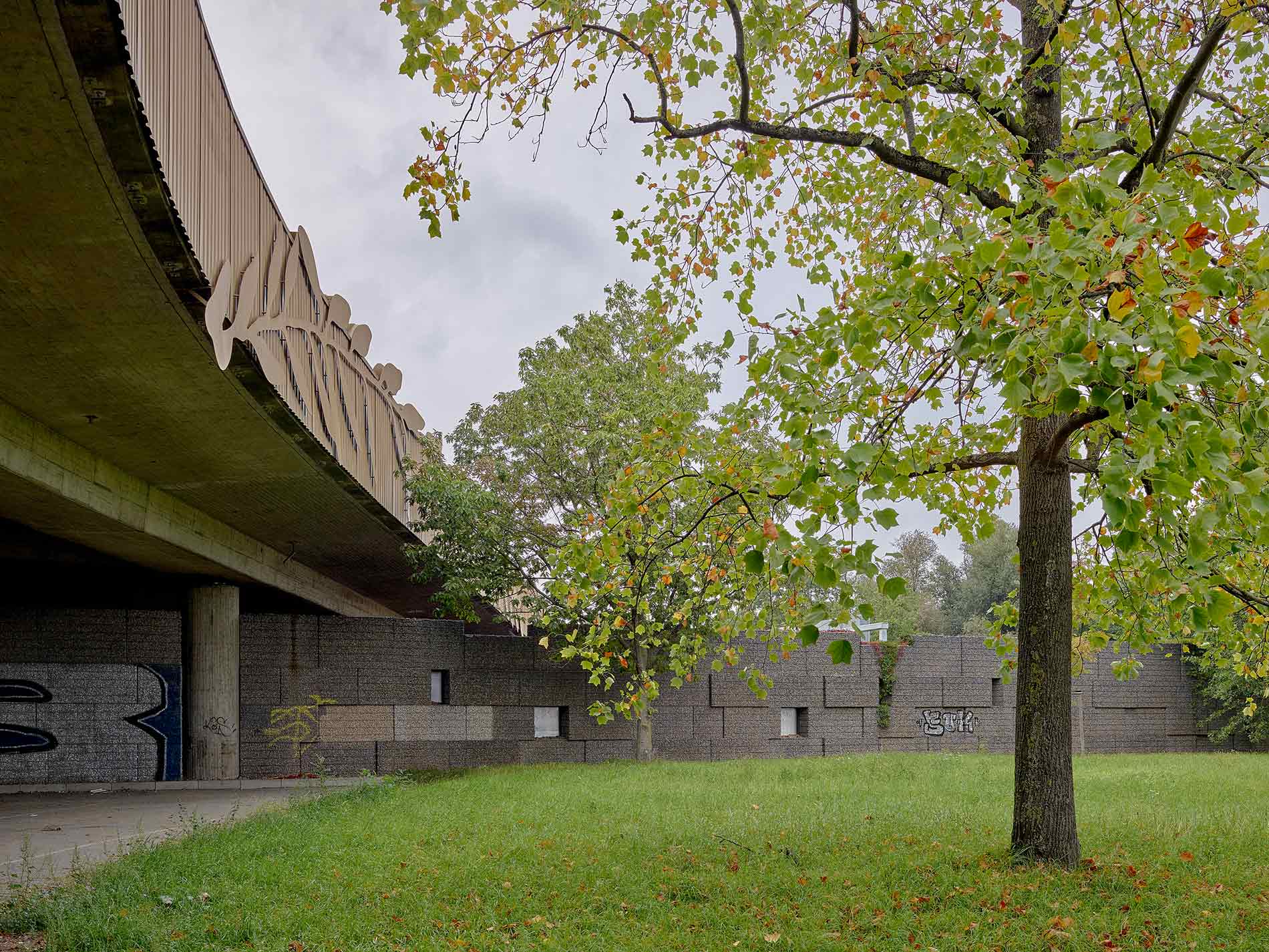 GJL+ Freie Architekten, Lärmschutzanlage, Bulacher Kreuz, Karlsruhe, Foto: Klemens Ortmeyer