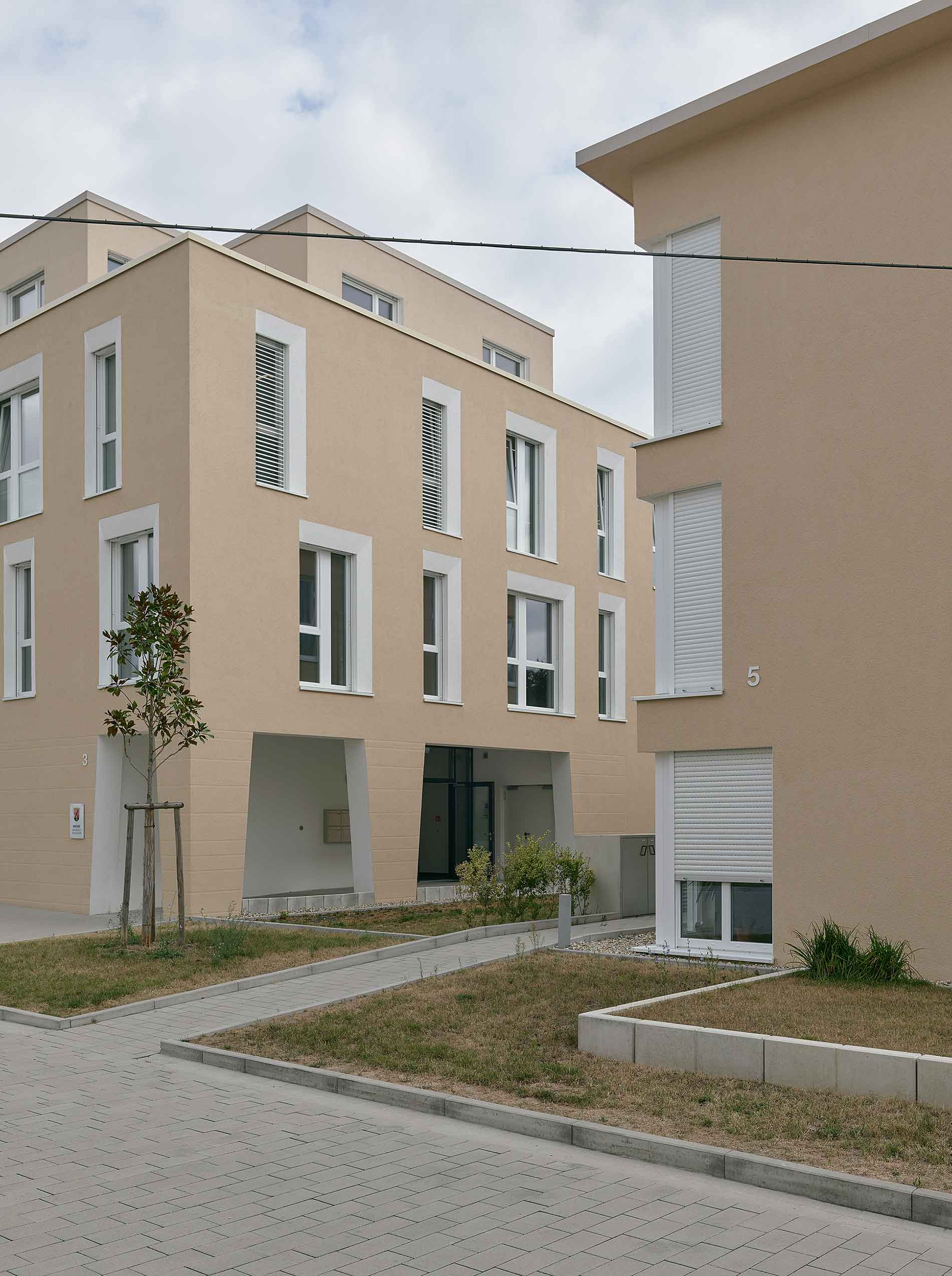 GJL+ Freie Architekten, Wohn- und Geschäftshäuser, Kandel, Foto: Klemens Ortmeyer