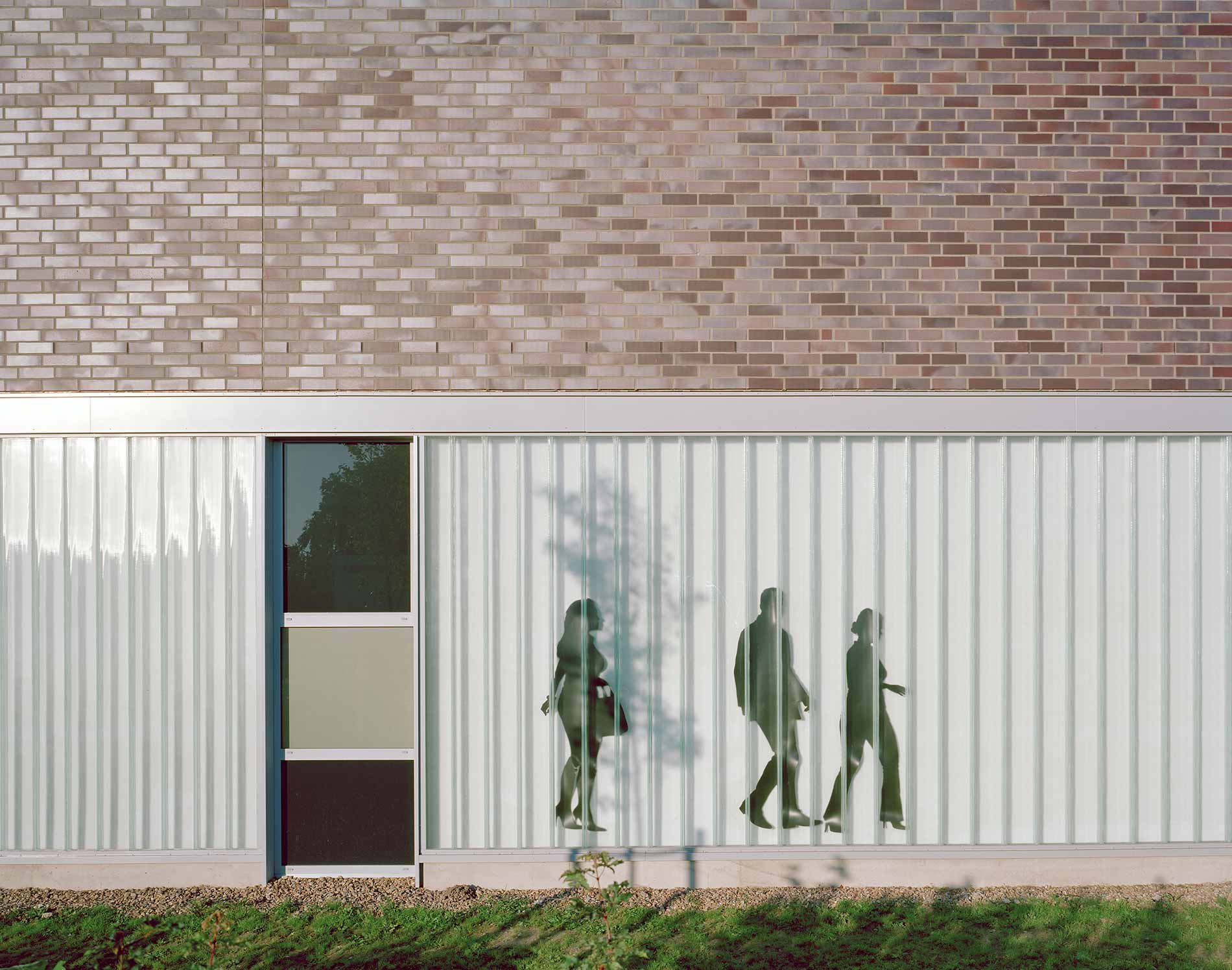 GJL+ Freie Architekten, EKZ Nahversorgungszentrum, Gütersloh, Foto: Klemens Ortmeyer
