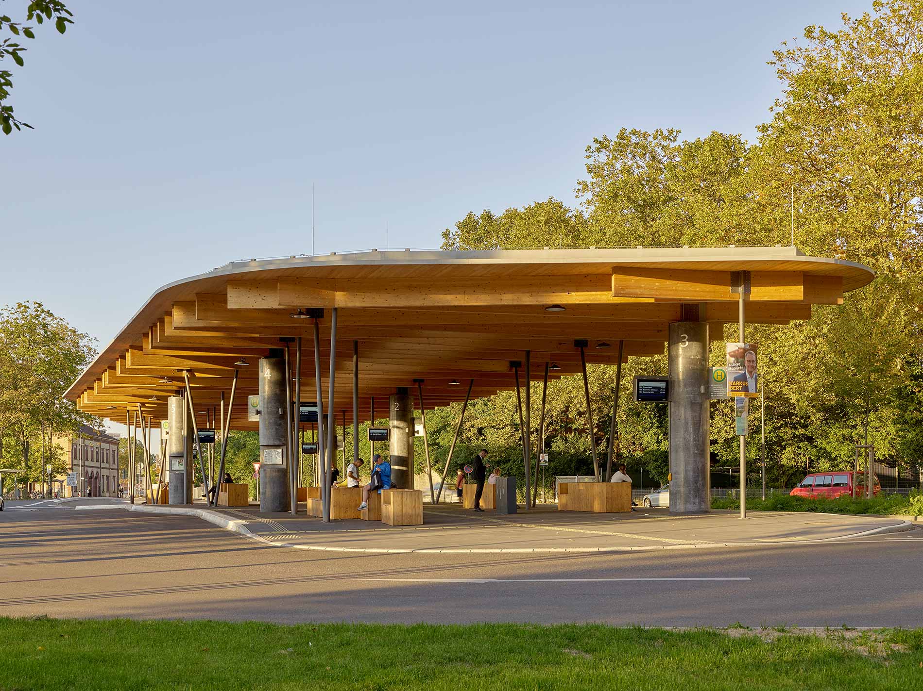 GJL+ Freie Architekten, Zentraler Omnibusbahnhof, Lahr, Foto: Klemens Ortmeyer