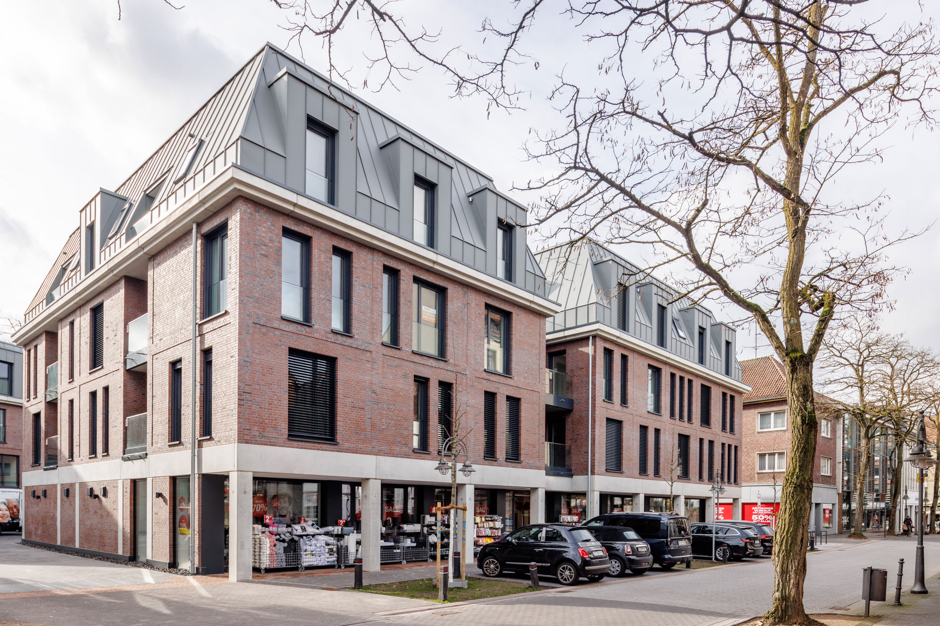 GJL+ Freie Architekten, Wohn- und Geschäftskomplex Kökerstraße, Gütersloh, Foto: Kai Ostermann