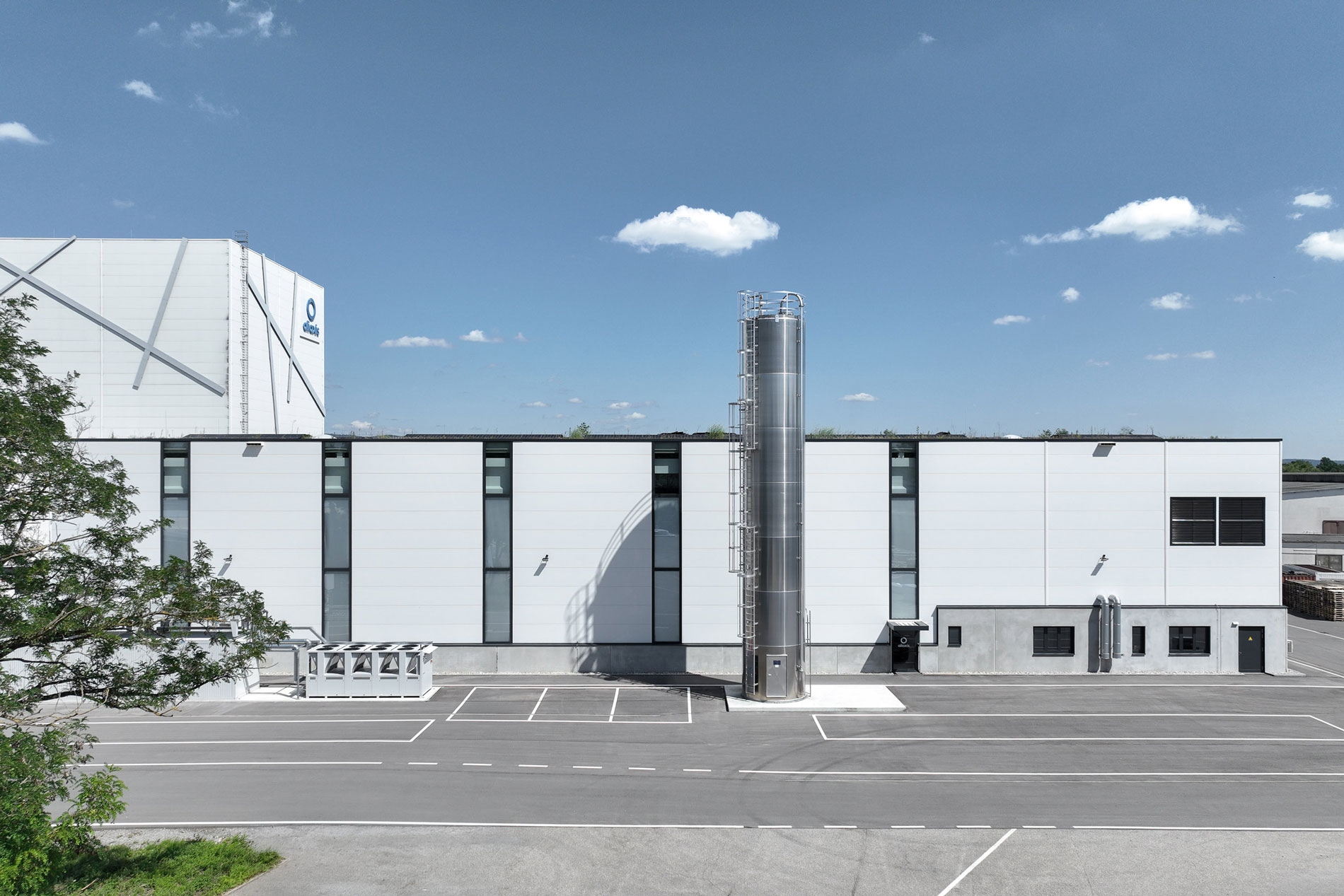GJL+ Freie Architekten, Produktionshalle, Aliaxis Deutschland, Mannheim, Foto: Nikolay Kazakov