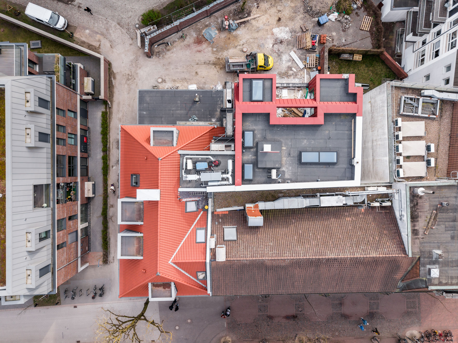 GJL+ Freie Architekten, Wohn- und Geschäftshäuser Kökerstraße 4, Gütersloh, Foto: Kai Ostermann